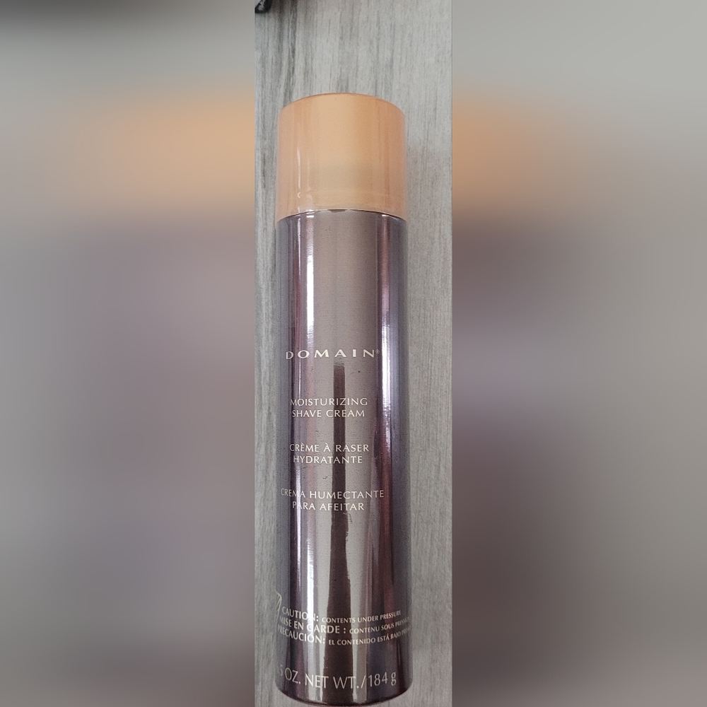NEW SEALED. MARY KAY DOMAIN MOISTURIZING SHAVING CREAM.  6.5 OZ